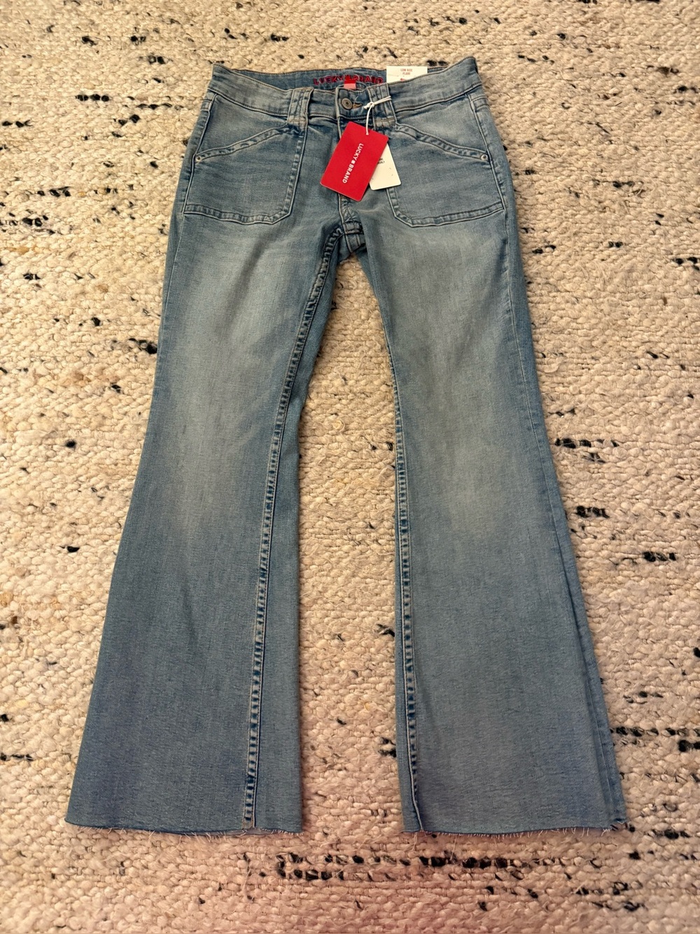 Low rise lucky brand flared jeans 8/29